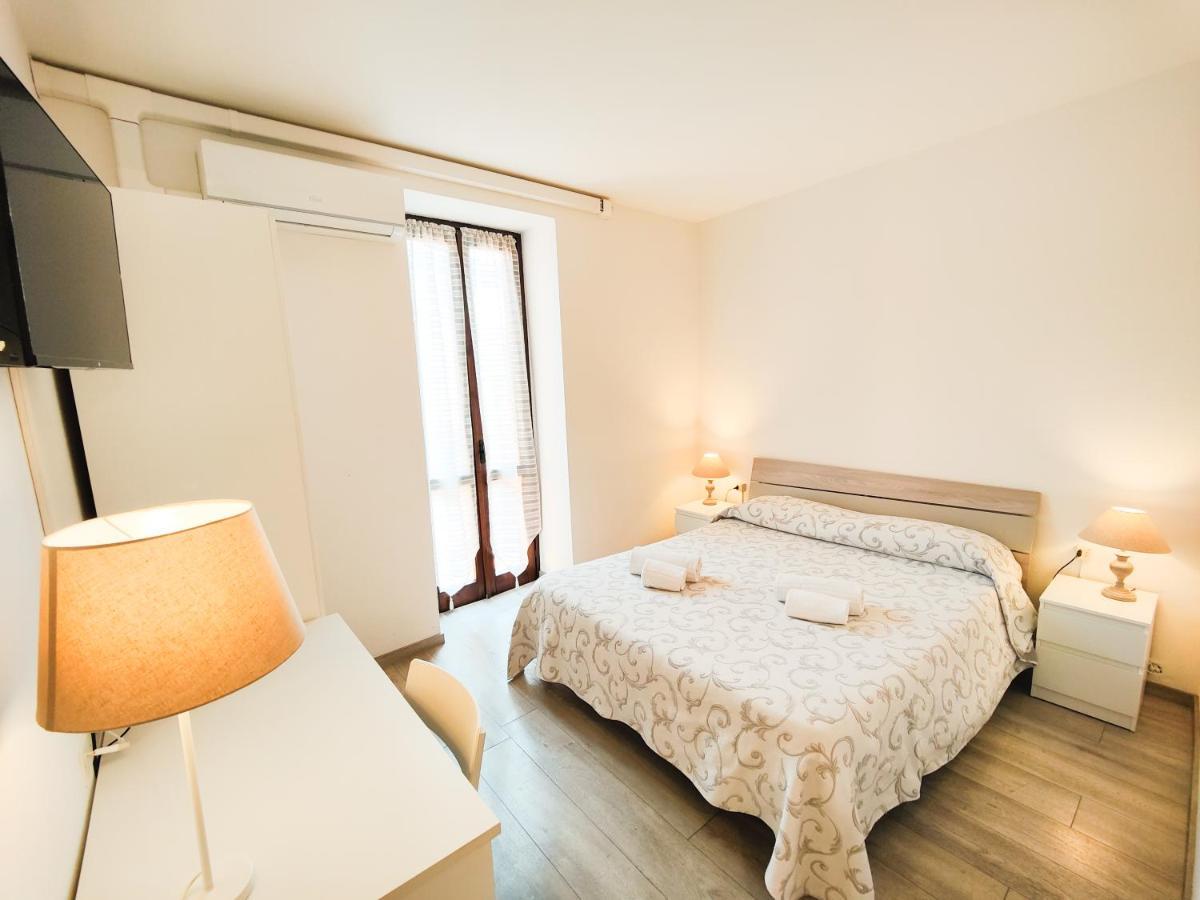 Albergo B&B Tenesi 马内尔巴 外观 照片
