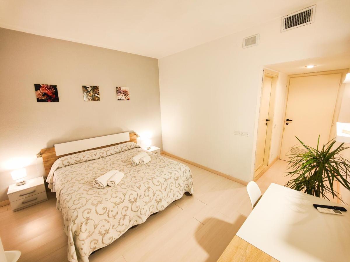 Albergo B&B Tenesi 马内尔巴 外观 照片