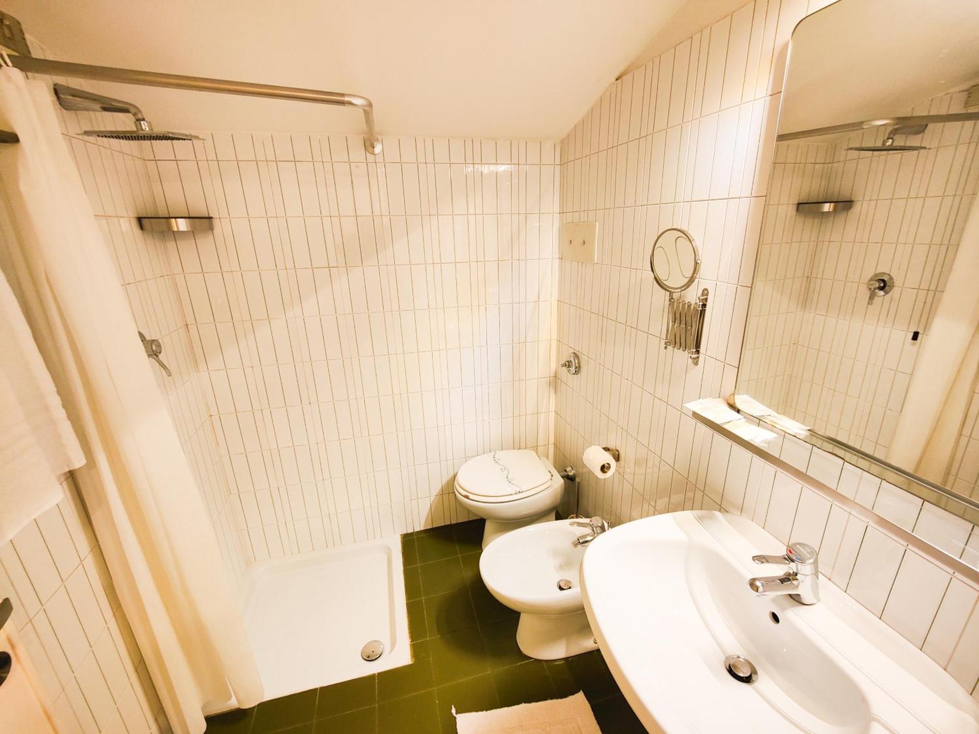 Albergo B&B Tenesi 马内尔巴 外观 照片